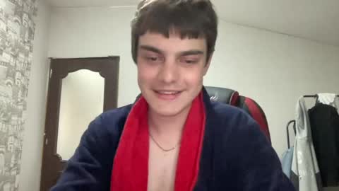 Snapshot of sweetmaxyy chatting on May 20, 8:20 am sweetmaxyy online show from May 20, 8:20 am