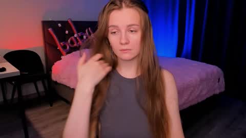 Snapshot of sweetmilkis chatting on February 15, 9:27 am Swetmilkis online show from February 15, 9:27 am