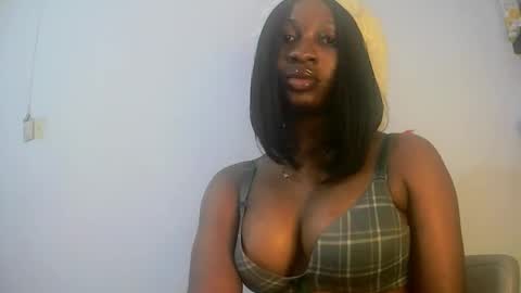 Snapshot of sweetness755325 chatting on September 16, 6:42 pm sweetness755325 online show from September 16, 6:42 pm