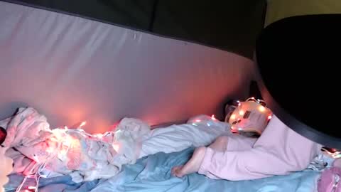 April online show from December 15, 3:56 am