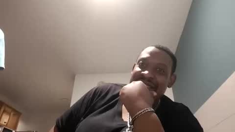 SweetNJuicy online show from November 6, 7:20 am