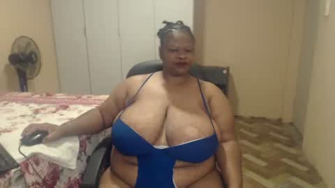 sweetnoziexxx online show from April 11, 4:06 am