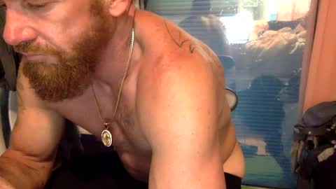 Snapshot of sweetnsexy95 chatting on February 27, 5:36 pm WeAim2PZzz online show from February 27, 5:36 pm