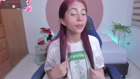 sweetpeach_20 online show from February 8, 7:16 pm