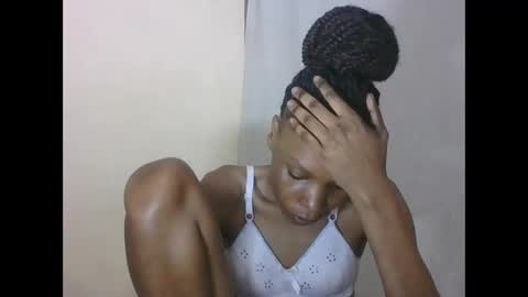 ESTHER online show from October 16, 1:39 am