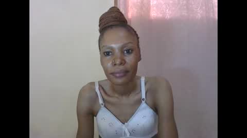 ESTHER online show from April 7, 2:28 pm