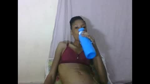 ESTHER online show from May 18, 6:47 pm