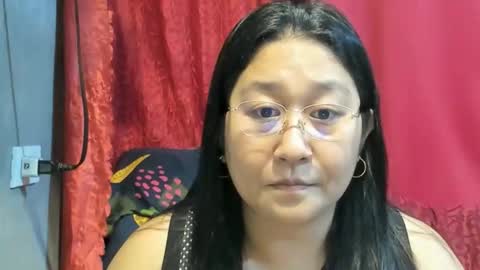 Snapshot of sweetpilipina88 chatting on May 19, 7:15 am MIA online show from May 19, 7:15 am