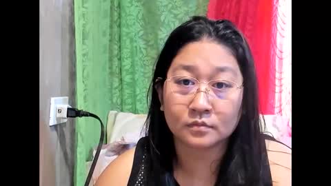 Snapshot of sweetpilipina88 chatting on June 5, 12:50 am MIA online show from June 5, 12:50 am