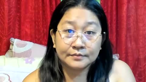 Snapshot of sweetpilipina88 chatting on June 15, 10:50 am MIA online show from June 15, 10:50 am