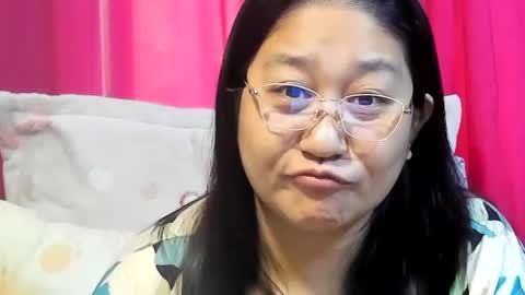Snapshot of sweetpilipina88 chatting on July 19, 11:19 pm MIA online show from July 19, 11:19 pm