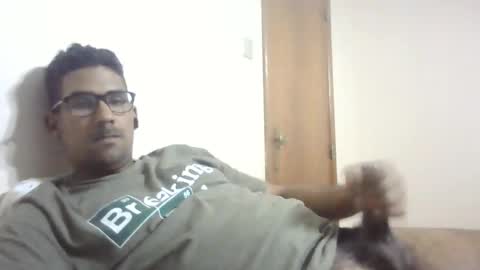 Snapshot of sweetpinga94 chatting on February 25, 9:24 pm lapinga94 online show from February 25, 9:24 pm