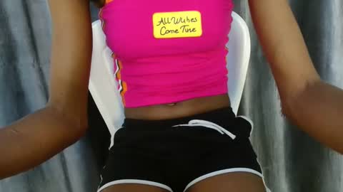 slim ivy online show from February 20, 6:19 am