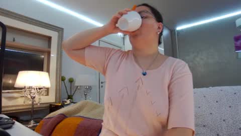 SweetRaisa online show from June 22, 2:02 am
