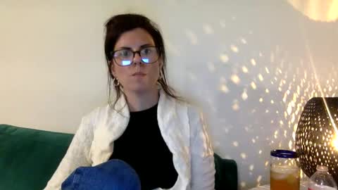 sweetriddance online show from April 24, 3:20 am