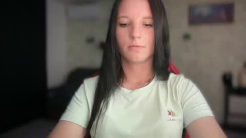 Snapshot of sweetshy99 chatting on July 14, 6:46 pm Sweet Shy online show from July 14, 6:46 pm