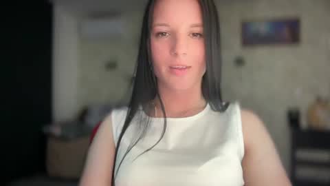 Snapshot of sweetshy99 chatting on July 17, 8:24 pm Sweet Shy online show from July 17, 8:24 pm