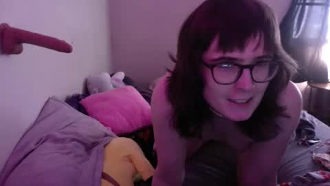 Snapshot of sweetskylarxo chatting on March 29, 1:00 pm sweetskylarxo online show from March 29, 1:00 pm