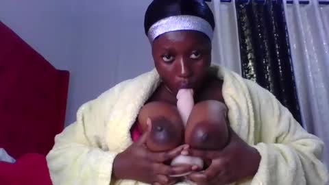 Snapshot of sweetslimgal23 chatting on May 8, 8:14 pm purity online show from May 8, 8:14 pm