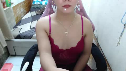 Snapshot of sweetsofia24 chatting on December 19, 5:25 am Sofia online show from December 19, 5:25 am