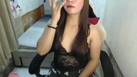 Snapshot of sweetsofia24 chatting on January 8, 2:19 pm Sofia online show from January 8, 2:19 pm