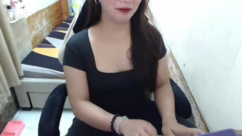 Snapshot of sweetsofia24 chatting on January 9, 4:43 pm Sofia online show from January 9, 4:43 pm