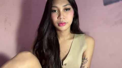 yanny online show from March 22, 4:27 am