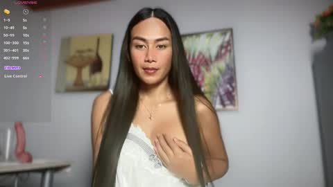 Snapshot of sweetsugar_xx chatting on March 26, 12:00 pm Sugar online show from March 26, 12:00 pm