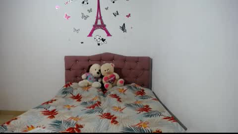 Snapshot of sweett_2026 chatting on January 14, 2:39 am sweet online show from January 14, 2:39 am