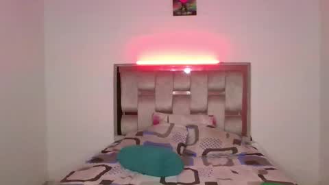 sweett_dayanne online show from October 5, 1:37 am