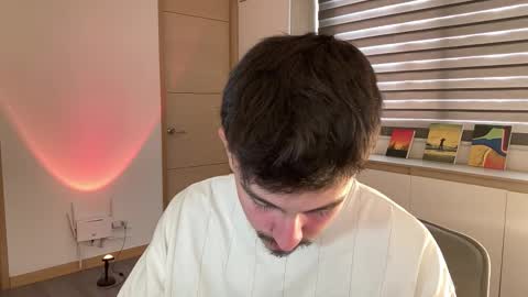 Snapshot of sweettaaron chatting on November 14, 6:17 pm Andy online show from November 14, 6:17 pm