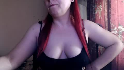 Snapshot of sweettanne chatting on July 11, 1:03 pm SweettAnne online show from July 11, 1:03 pm