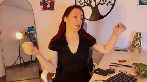 sweeteve online show from April 24, 10:50 am