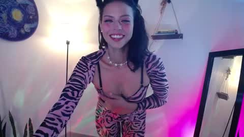  shamanta Independent modelHelp me reach 100 thumbs up  online show from September 22, 4:09 pm