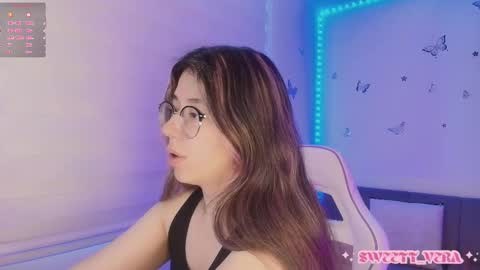 Veronica Independent Model online show from November 25, 12:05 pm