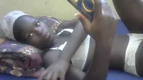 Snapshot of sweetvallerie chatting on February 27, 7:34 am sweetvallerie online show from February 27, 7:34 am