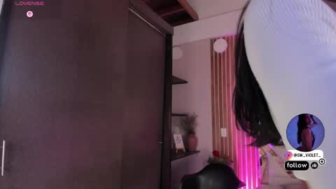 sweetviolet___ online show from April 7, 12:27 pm