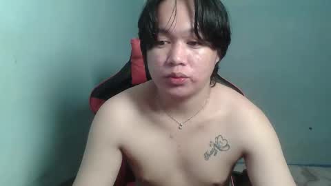 Snapshot of sweetwhore_cristy chatting on October 21, 2:23 am cristy online show from October 21, 2:23 am