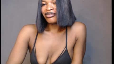 sweetxxboobsx online show from June 1, 8:49 am