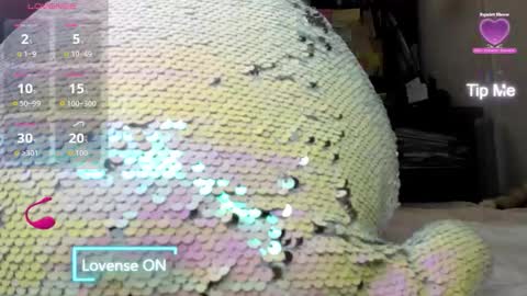 Mia online show from February 14, 9:55 pm