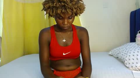 Dolly online show from April 9, 11:37 am