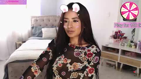 yaya online show from September 24, 1:36 pm