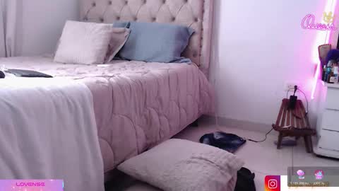 Snapshot of sweetyaya_ chatting on February 22, 5:33 pm yaya online show from February 22, 5:33 pm