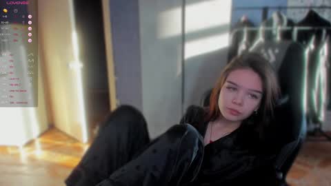 sweetydeviliya online show from December 5, 8:23 am