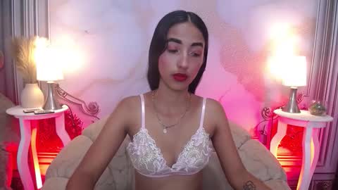 LAURA online show from March 10, 12:10 pm