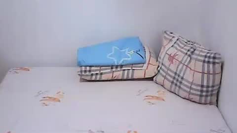 Sweetyummygirl online show from March 17, 8:50 am