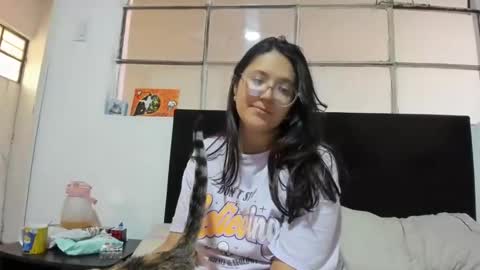 sweetyypeach online show from January 12, 9:08 pm