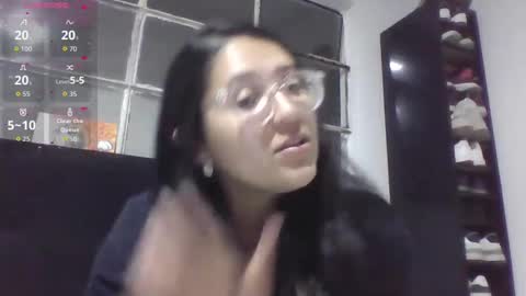 sweetyypeach online show from September 25, 4:16 am