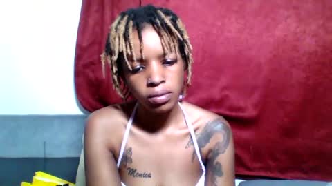 Snapshot of sweetz_candice chatting on July 15, 10:31 am sweetz_candice online show from July 15, 10:31 am