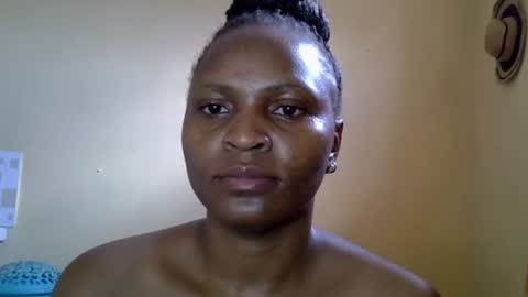 Snapshot of sweetzeal chatting on May 13, 7:28 am sweetzeal online show from May 13, 7:28 am